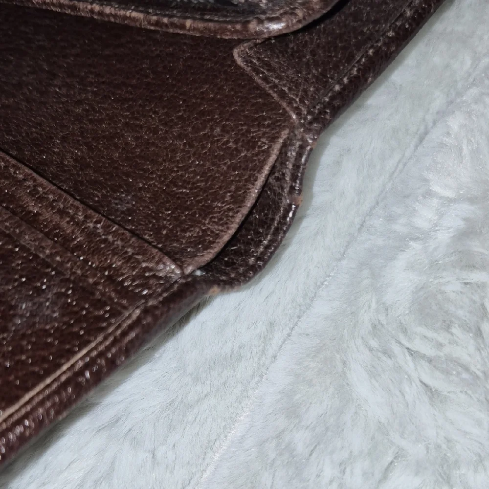 Gucci Beige and Brown Patterned Wallet - Picture 9 of 10